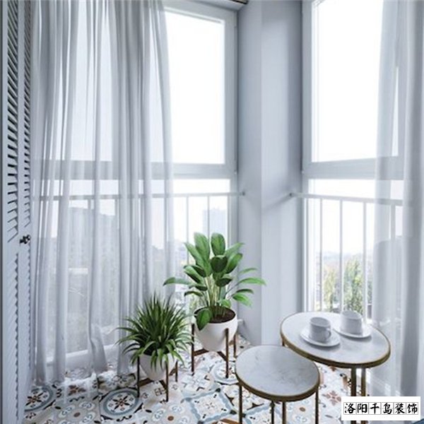 陽臺(tái)圍欄要不要拆